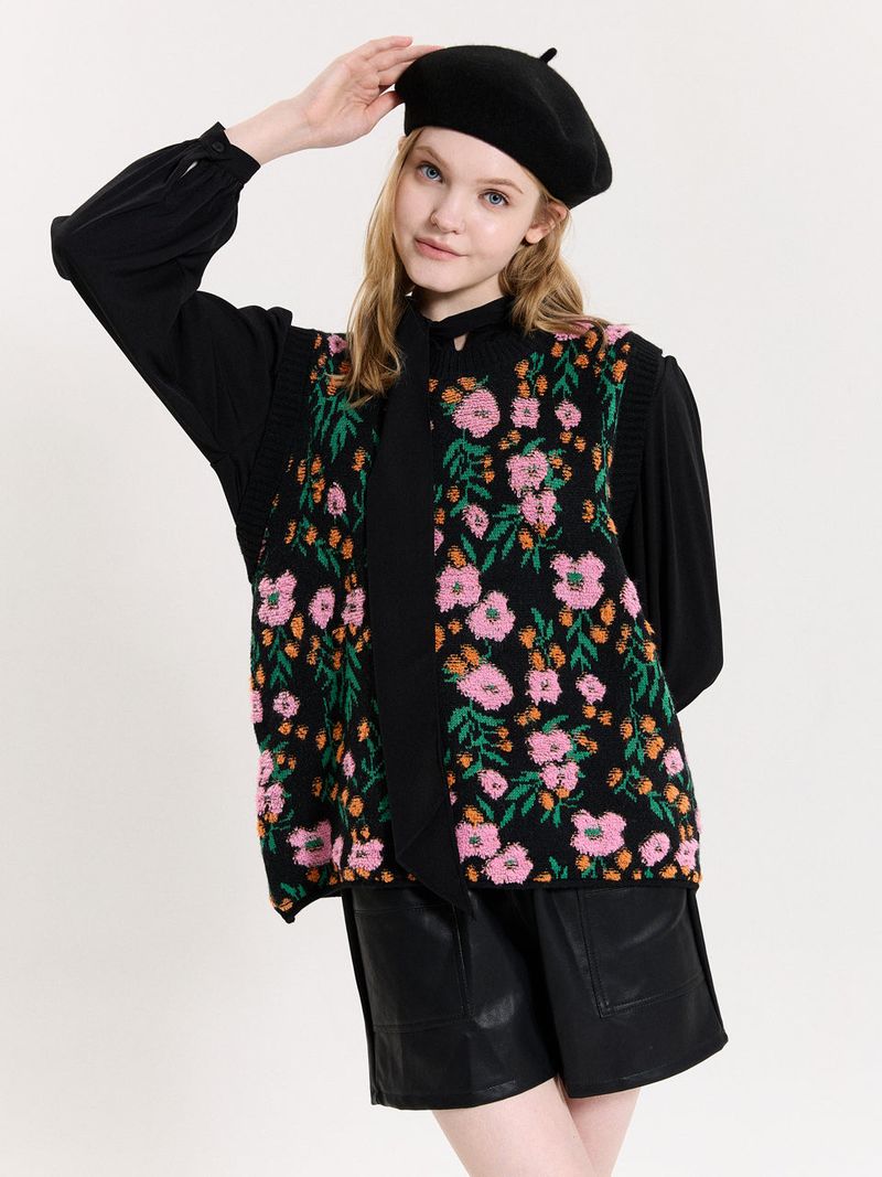 CAMELLIA VEST