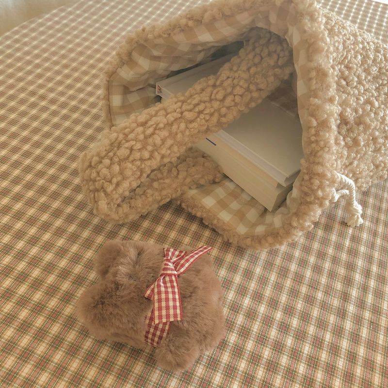 【MADE】Dumble fur string hand bag