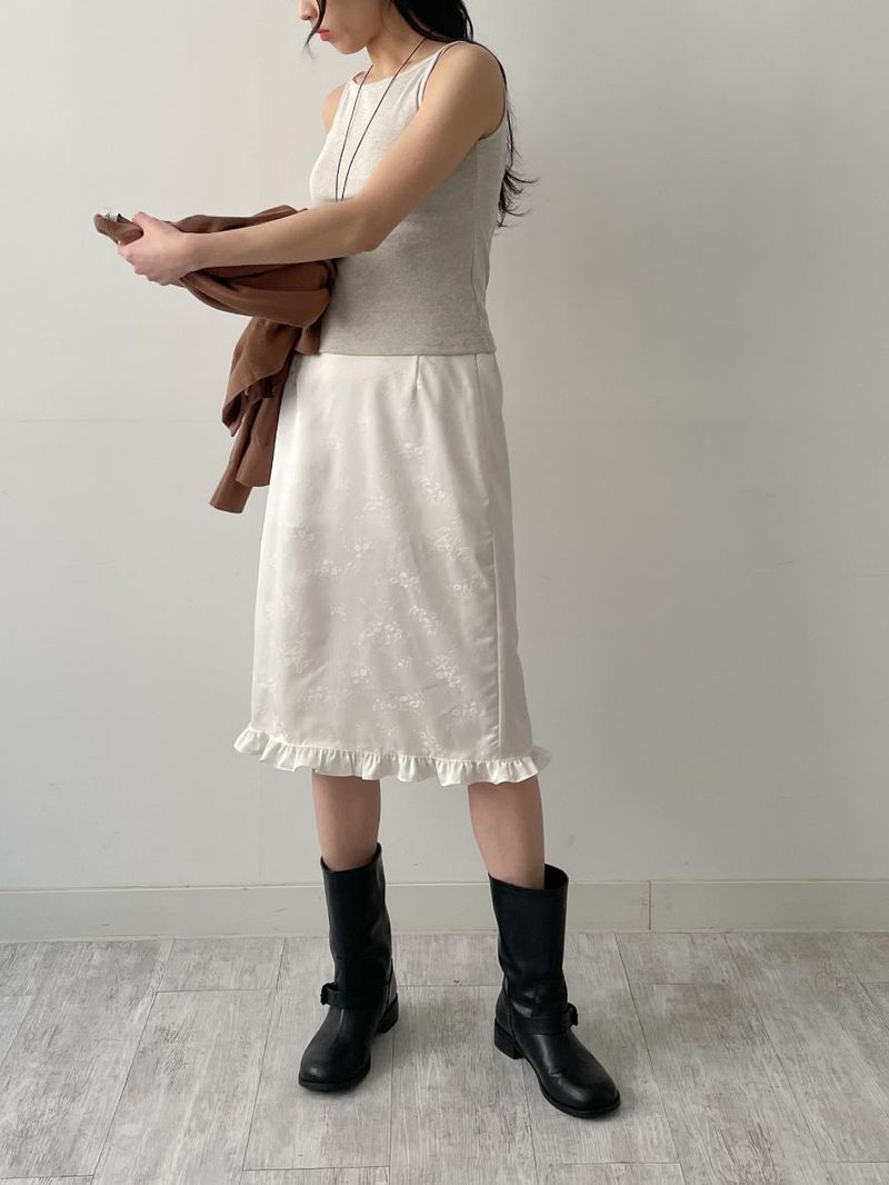 INCHANT ME（インチャントミー）の「Jacquard satin midi skirt（Skirts）」