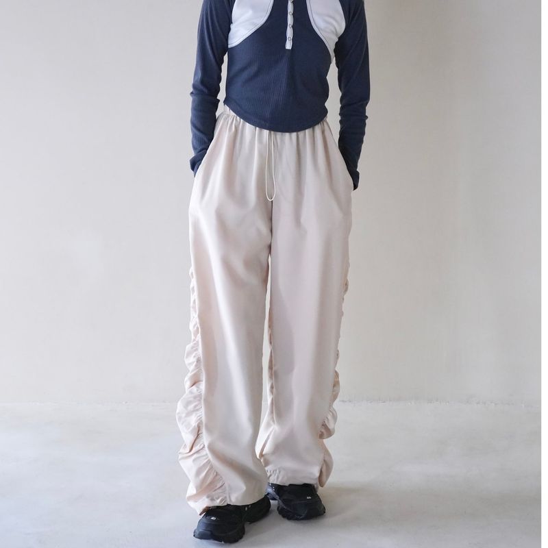 side frill pants