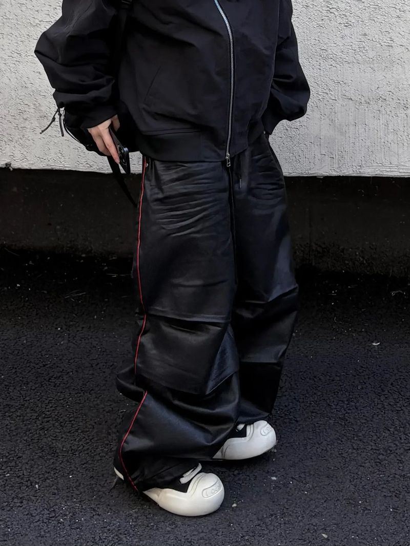 wet coating piping wide pants