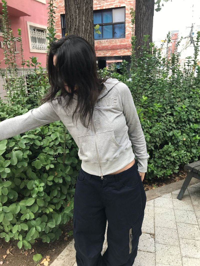 Negative small fit hood zip up 