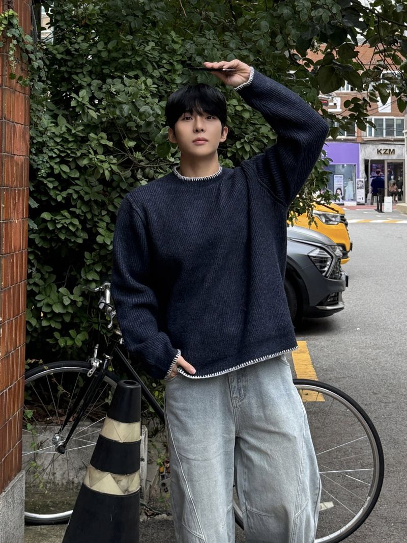 AVAND(アバンド)の「Hoshi line round knitwear(Tops)」