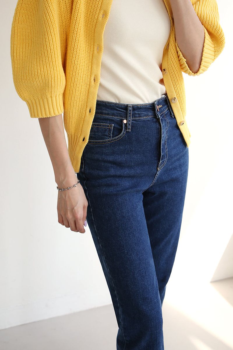 BLUE BLING JEANS