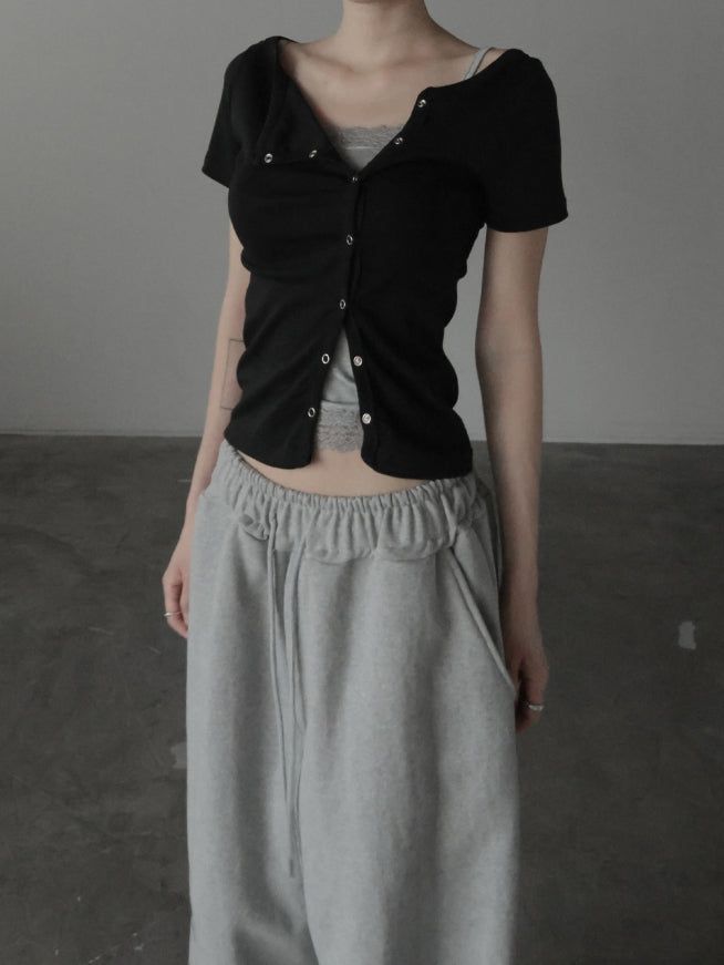 mnem（ムネム）の「Prie Unbalance Snap Cardigan（Tops）」