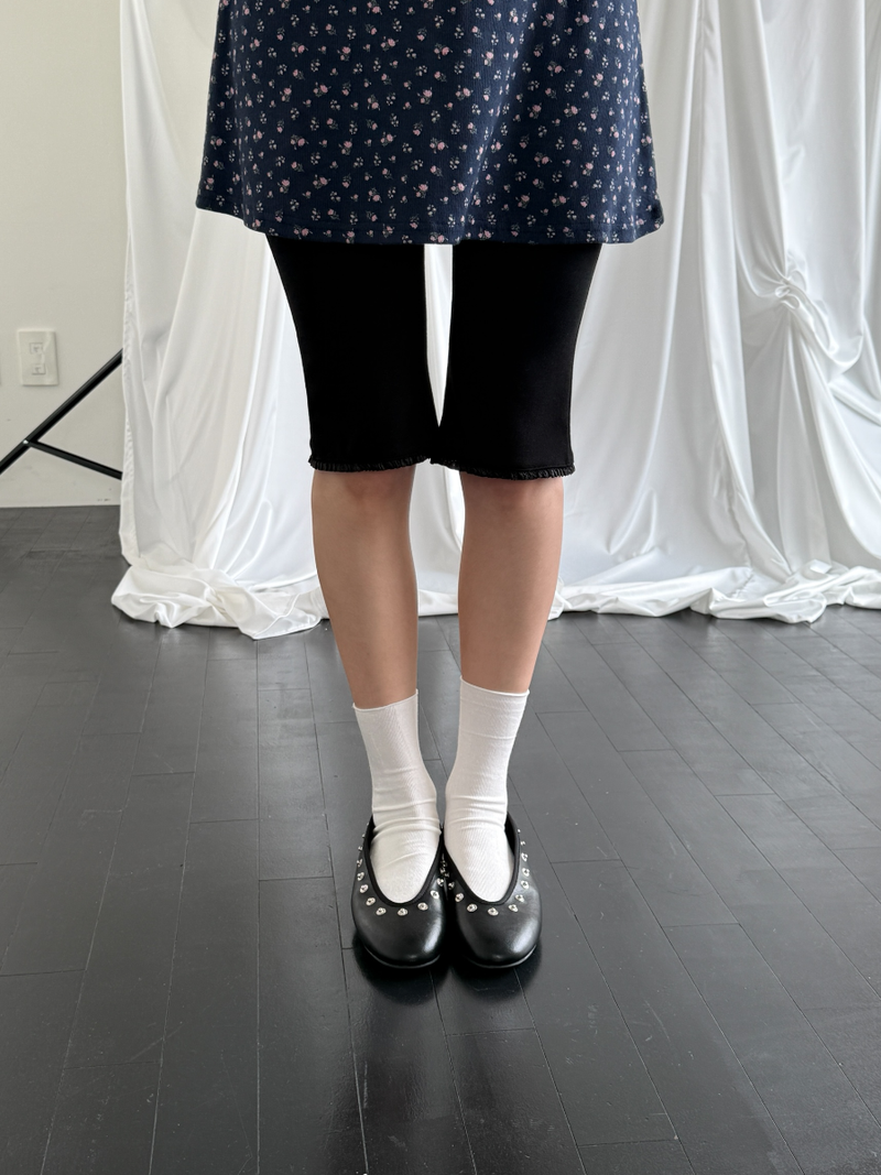 stud soft flat shoes
