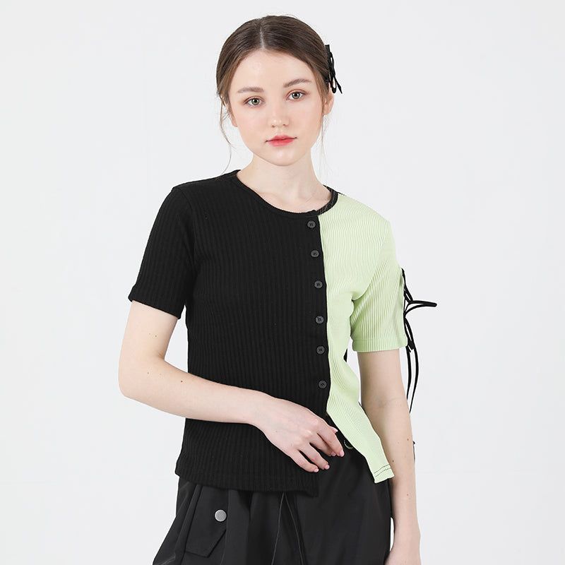 cattline(カトリーヌ)の「Slit Ribbon Half-Sleeve T-shirt Green(Tops)」