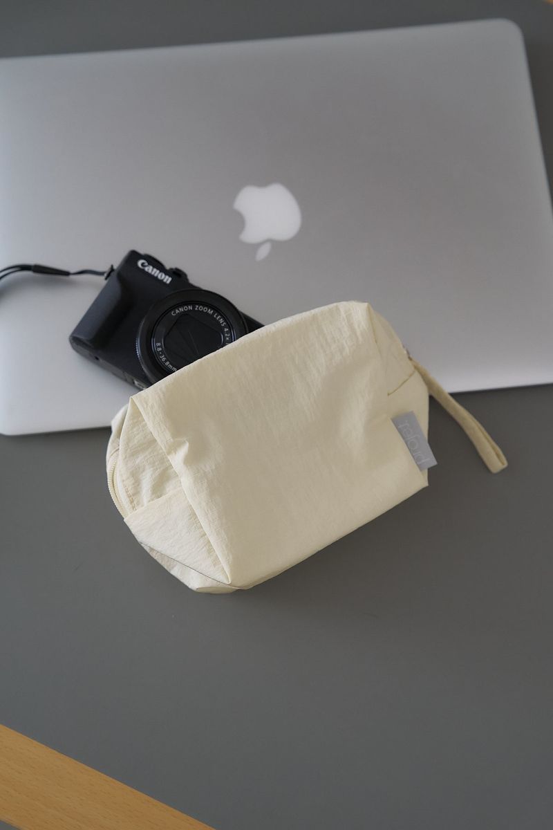 puff pouch (yellow_nylon)