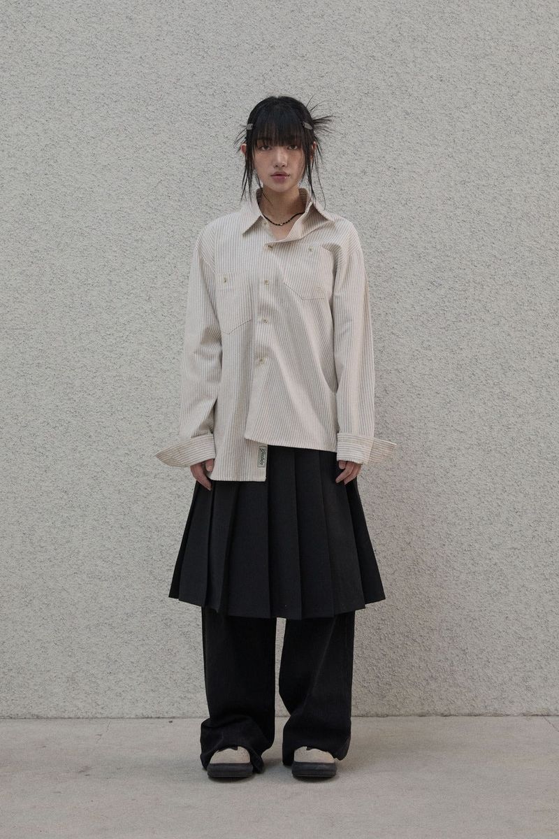 Lettering sleeve striped shirt - Beige
