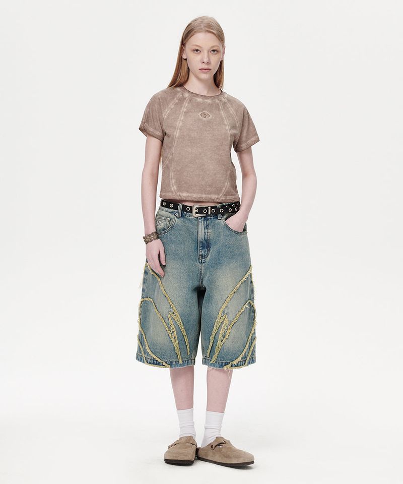 CURVED SEAM CROP TEE