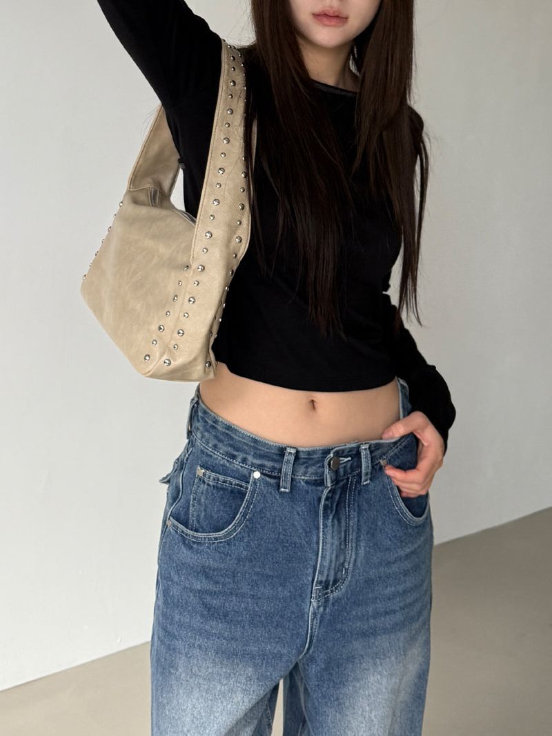 square stud bag II 