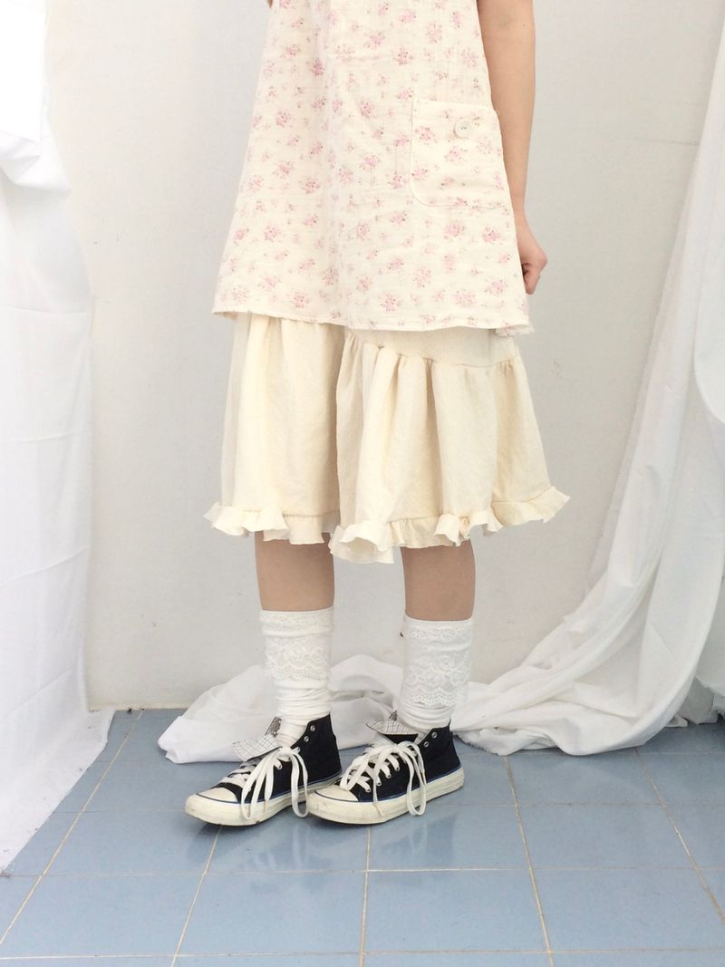 Pocket button puff blouse