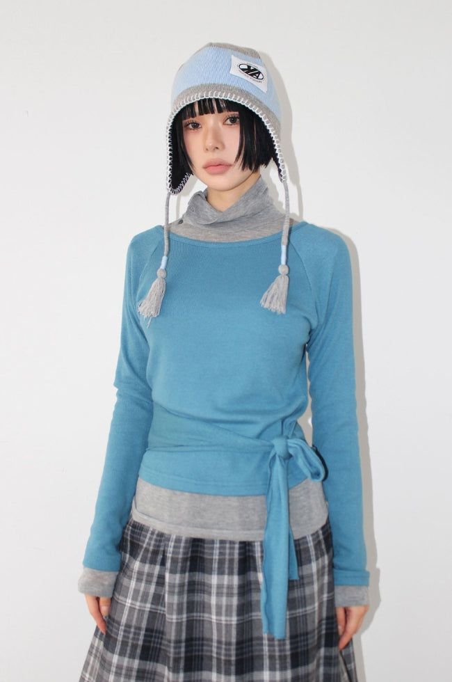 SIDE BUTTON TURTLENECK