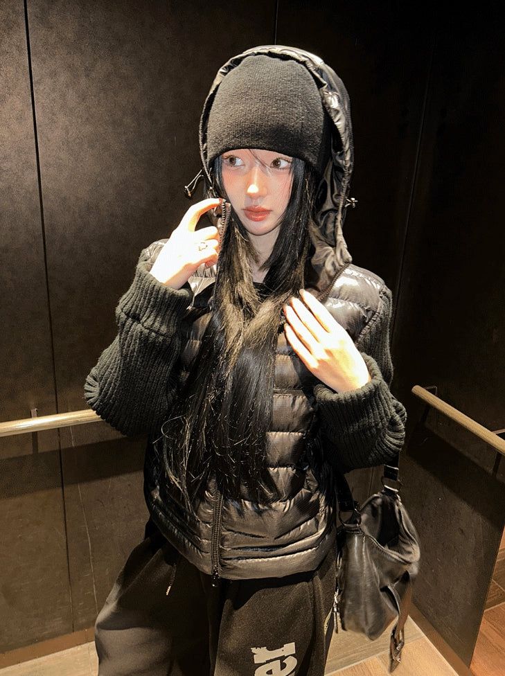 Black tech knit padding jacket