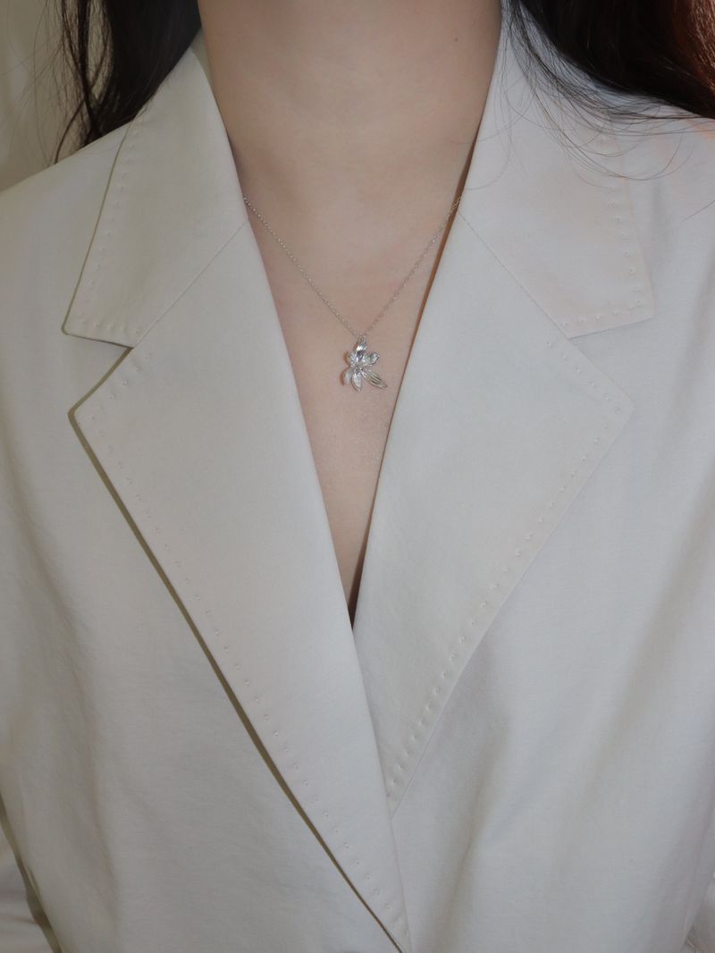 FLOWER NECKLACE (Small)
