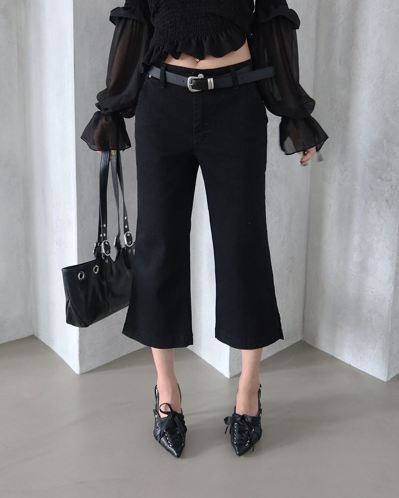 Slit Capri Three-Quarter Bootcut Pants