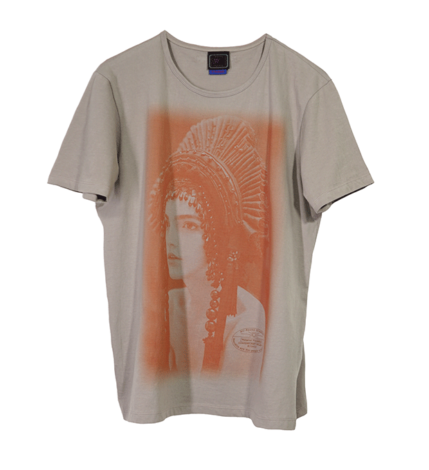 MPQ（エムピーキュー）の「Tribal Ceremony Just-Fit Tee（Tops）」
