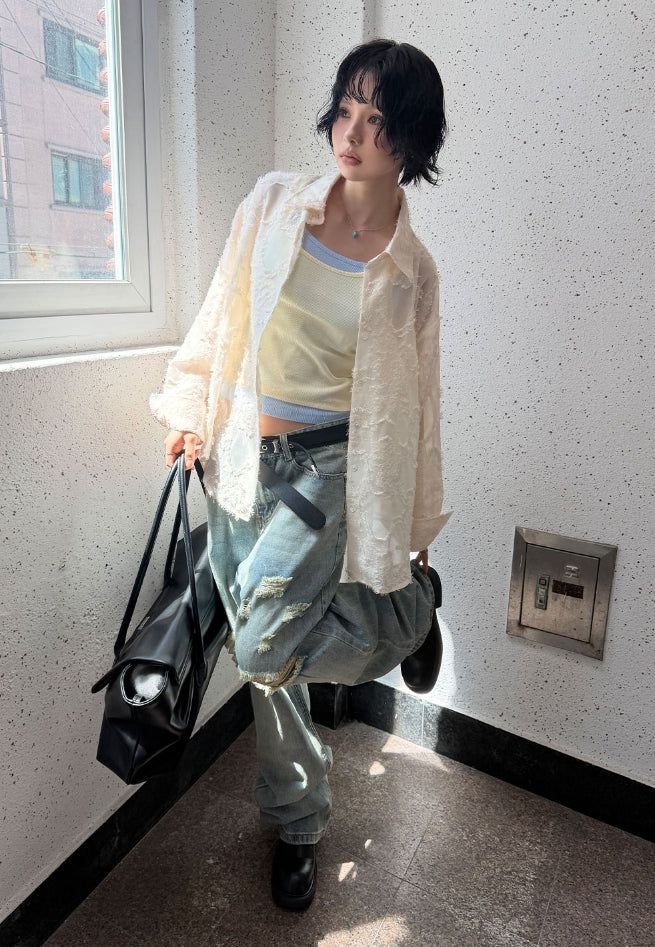 VINTAGE DESTROYED DENIM