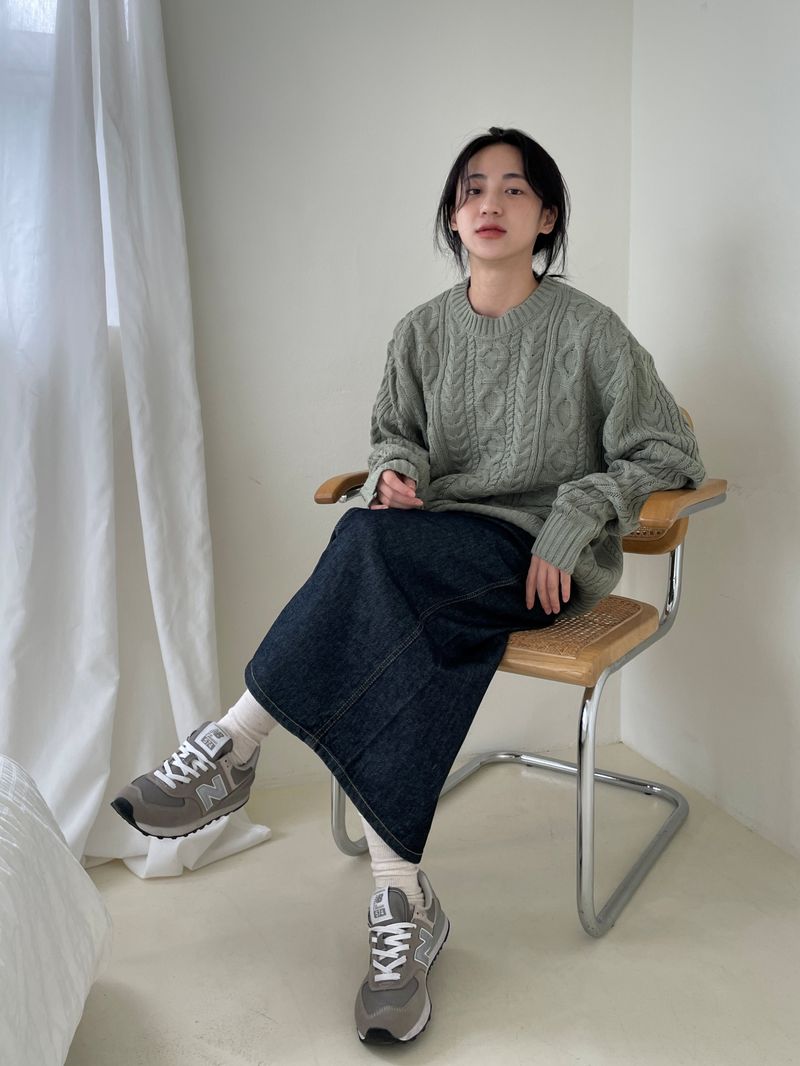 Roanne knit