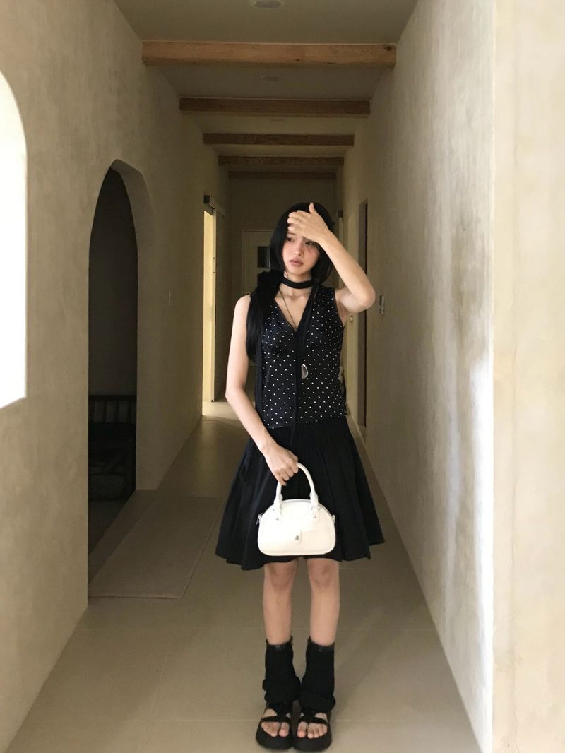 French Dot V-Neck Sleeveless Blouse