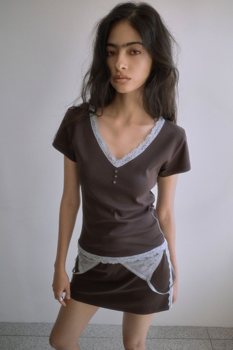 26SS★ [SET] LACE TRIM V-NECK T-SHIRT+SKIRT