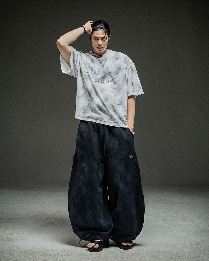 mwoong（モン）の「Destroyed P dusty black B（Pants）」