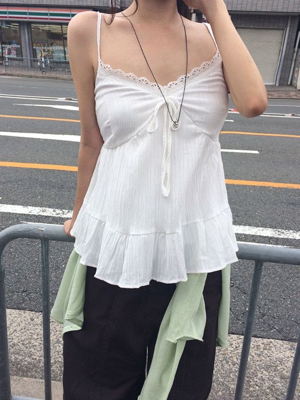 anyonemore（エニーワンモアー）の「Robit Lace Flare Frill Sleeveless Blouse（Tops）」