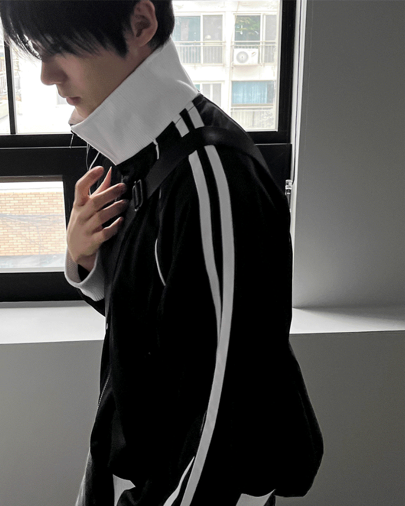 black down line sporty jersey