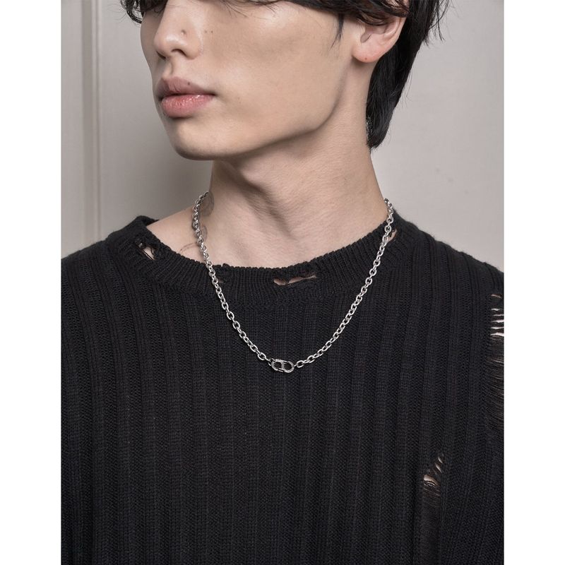 Hook Chain Necklace