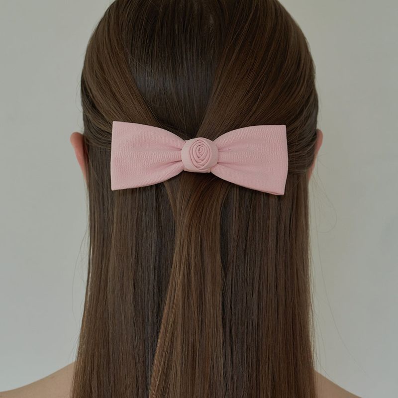 OVT-U（オーブイティーユー）の「Powdery Rose Ribbon Pin (2colors)（Hair Accessories）」