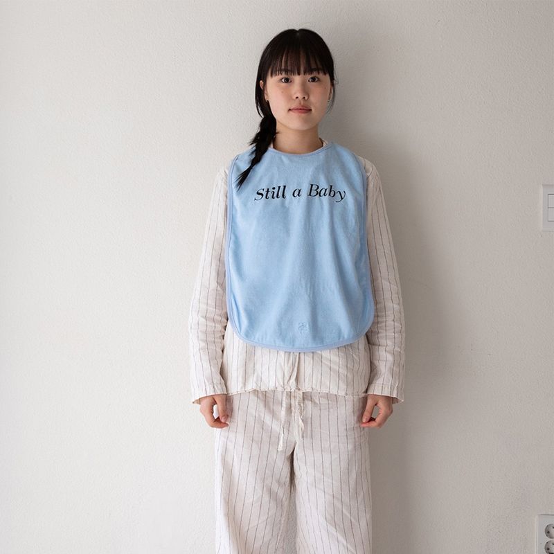 shytimothee（シャイティモシー）の「アダルトビブ　スカイブルー（雑貨/ステーショナリー）」
