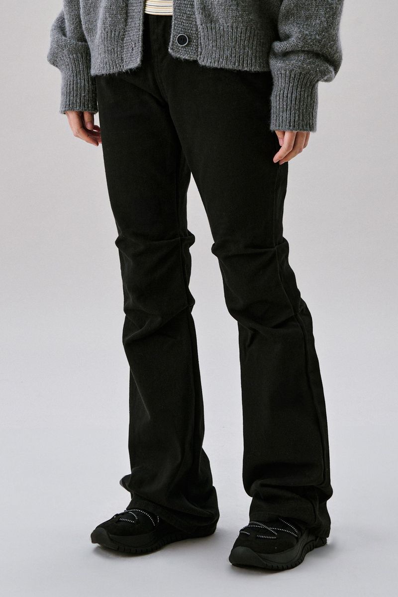 Pintuck Bootcut Pants [Black]