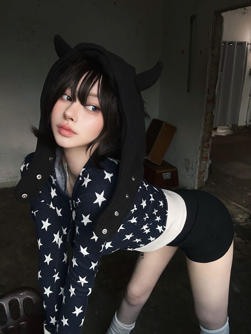 TTSTUDIO(ティーティースタジオ)の「Star zip-up(Tops)」