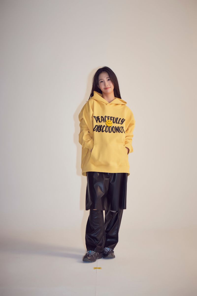 peaceful smile hoodie_yl
