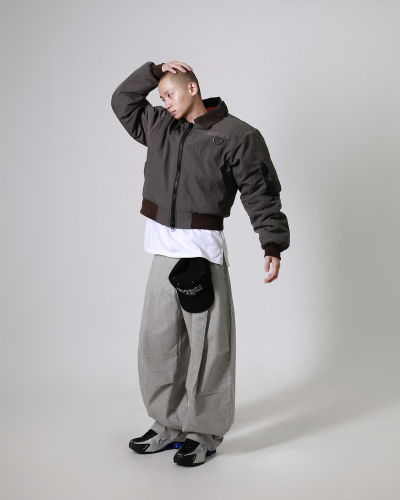 Curved stripe pants (Unisex)
