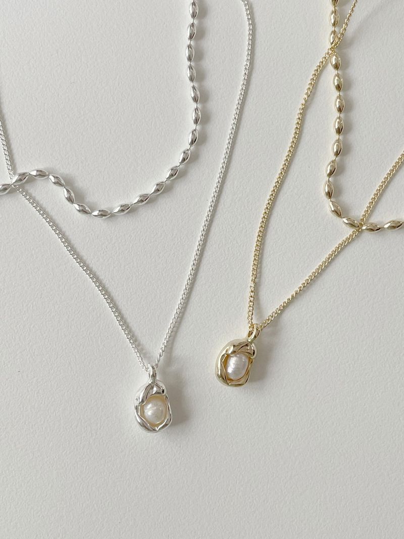 Pearl Shell Layered Necklace