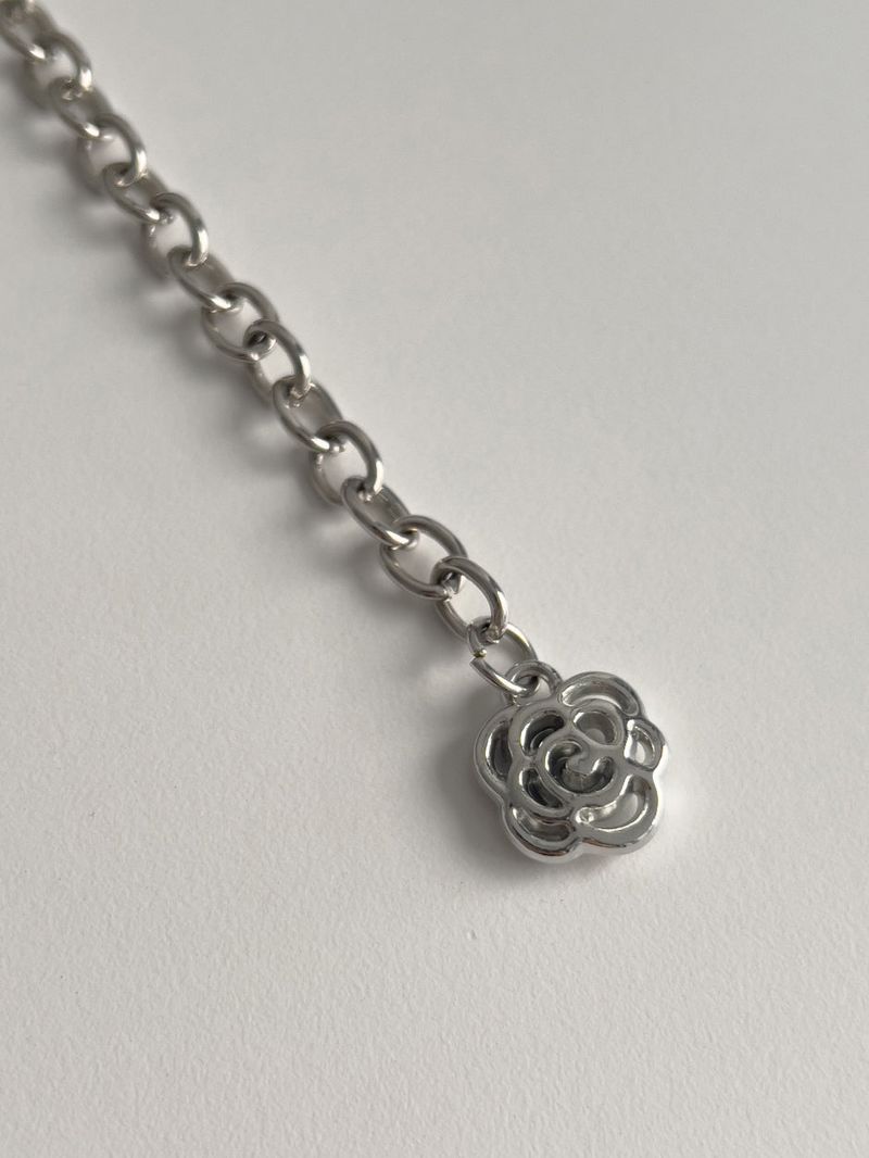 Oval Silver Chain Belt