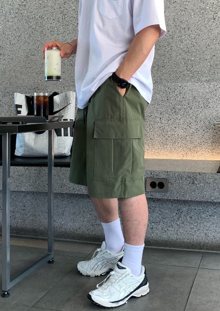 Kuiper Half Bermuda Nylon Cargo Shorts