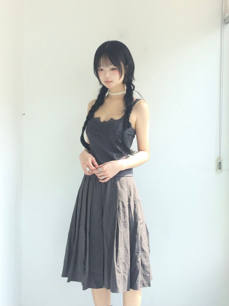 soft lace sleeveless shirt
