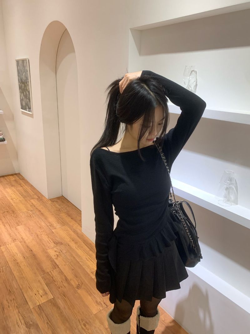 Sunday Pure Wool Pleated Mini SKirt