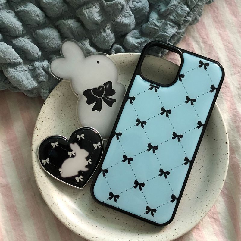 WATERJEAN(ウォータージン)の「vintage black ribbon case (blue)(Smartphone Accessories)」