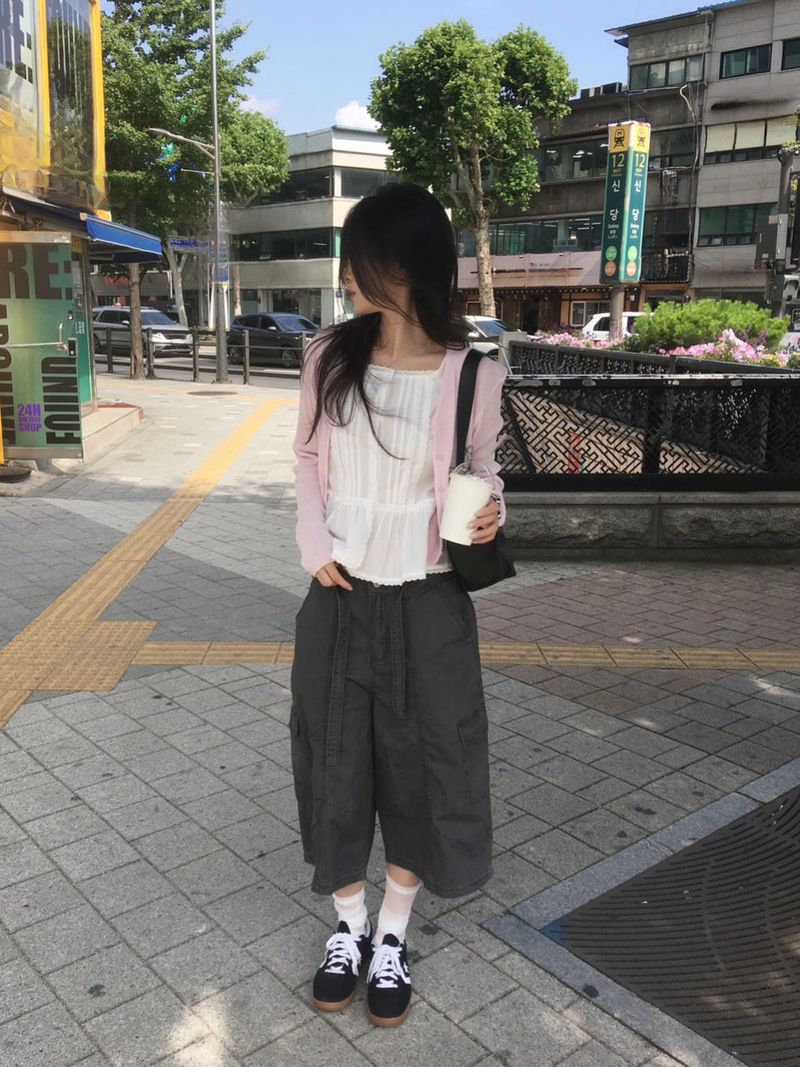 Belt Cargo Bermuda