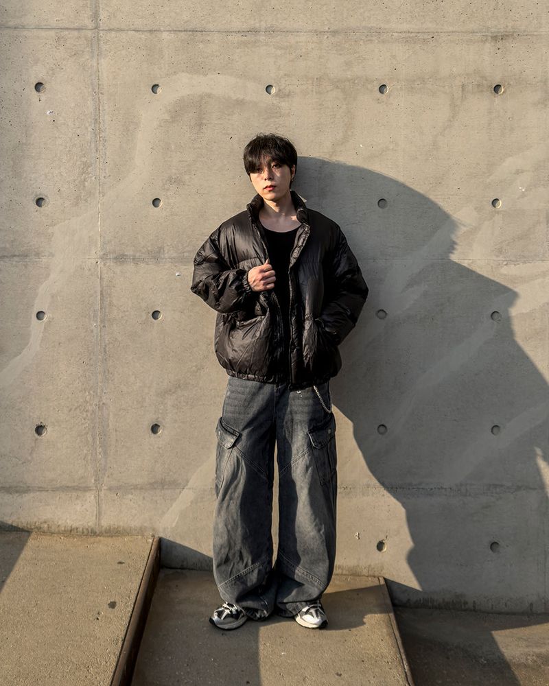 Curt Cut Cargo Wide Denim