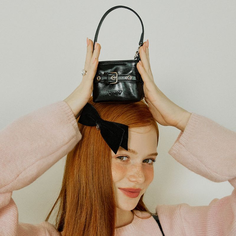 Buckle Mini Hobo Tote Bag Keyring _ Black