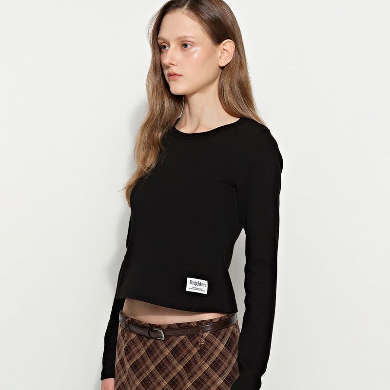 Essential Round-Neck Black