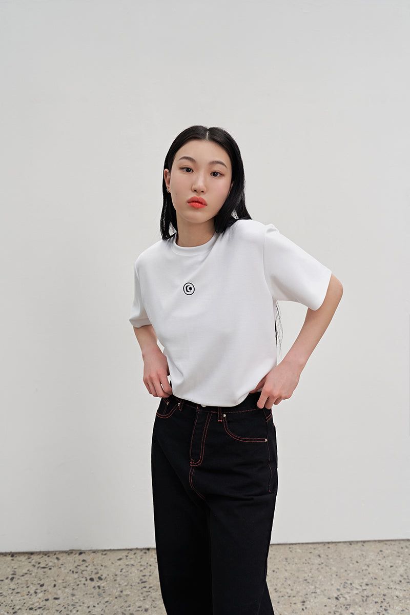 aAke LOGO SHORT SLEEVE T