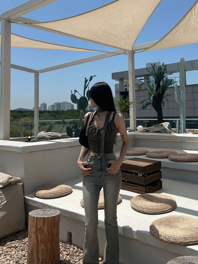 High waist light & deep blue washed bootcut long denim pants (2 colors)