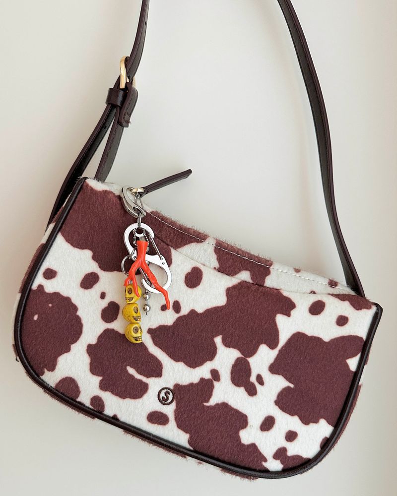 skull branch keyring