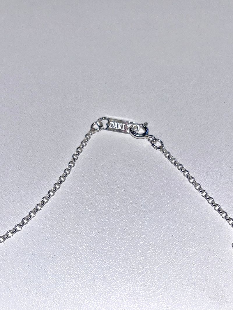 Ribbon Pearl Necklace