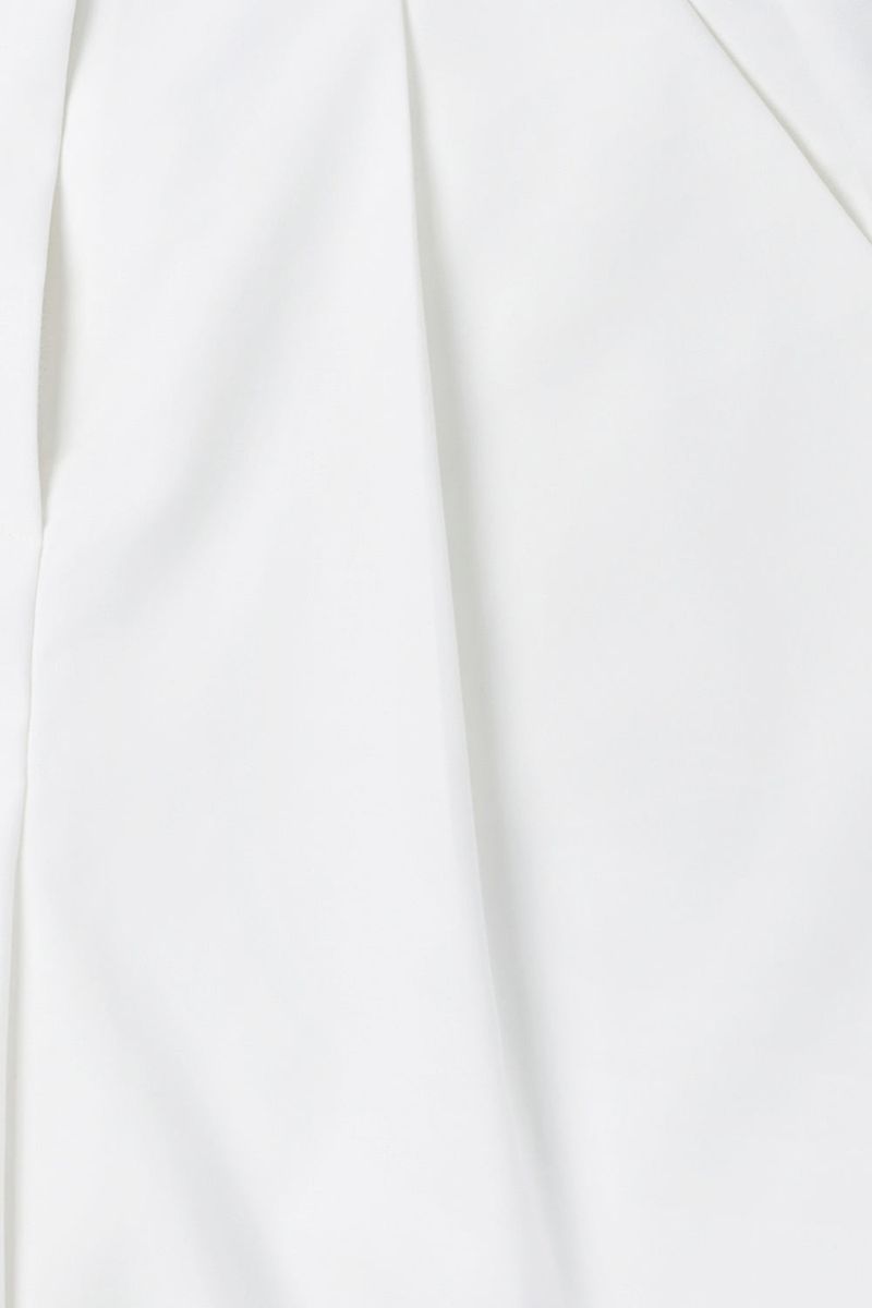 Pintuck bermuda pants_ivory